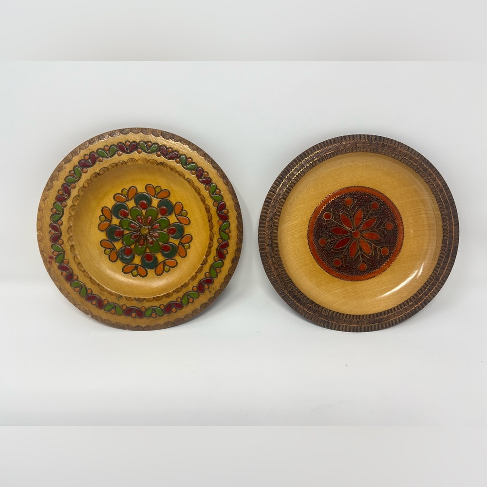Polish Folk Art Carved Wood Plates Wall Decor Set of 2 Handpainted Vintage